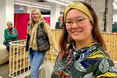 Miriam Venn stellte im Café das Ehrenamt beim Caritasverband Witten vor. (Foto: Marek Schirmer)